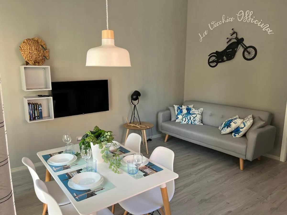 Apartment Maremma Holidays : La Vecchia Officina Follonica Italy